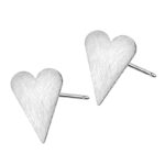 Kolczyki srebrne na sztyfcie – serca
