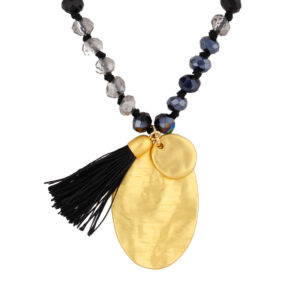 Naszyjnik ze szklanymi koralikami