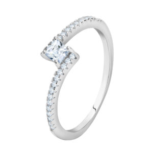 Pierścionek srebrny z cyrkoniami