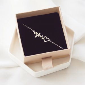 Bransoletka srebrna z sercem i linią życia