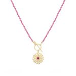 Naszyjnik pozłacany z różowych spineli z zawieszką