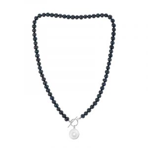 Naszyjnik z perłami i srebrnym ażurowym kółkiem